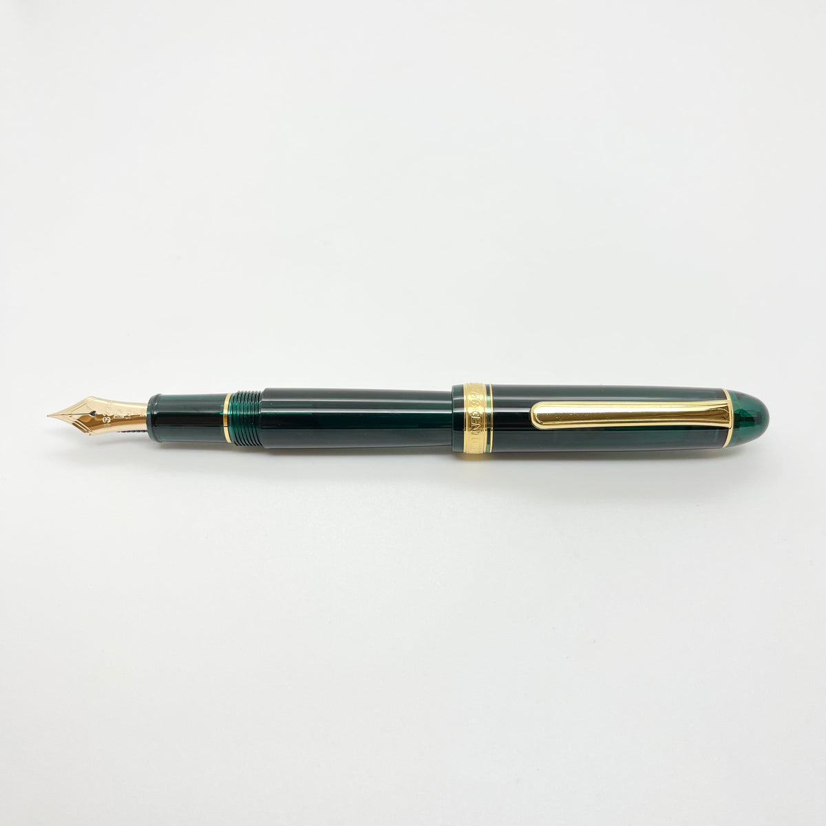 Platinum #3776 Century Fountain Pen Laurel Green with Gold Trim