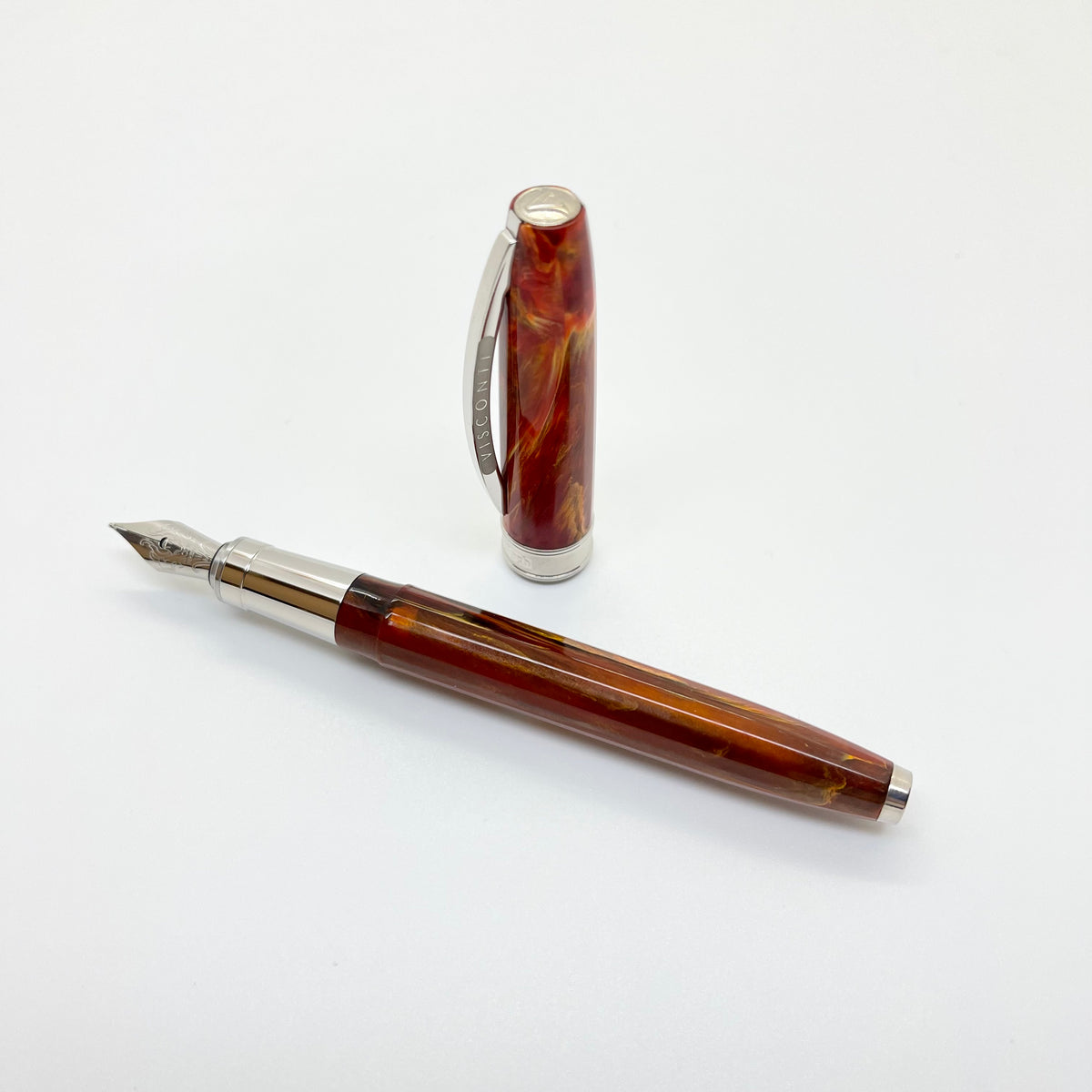 Visconti Van Gogh Füllfederhalter „Red Vineyard“ – Mittlere Feder, Aus Kunstharz, Magnetverschluss, In Geschenkbox