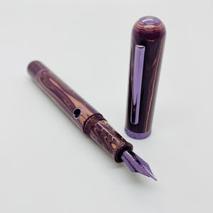 Nahvalur (Narwhal) Nautilus Fountain Pen Mousseline Lilas (Limited Edition)