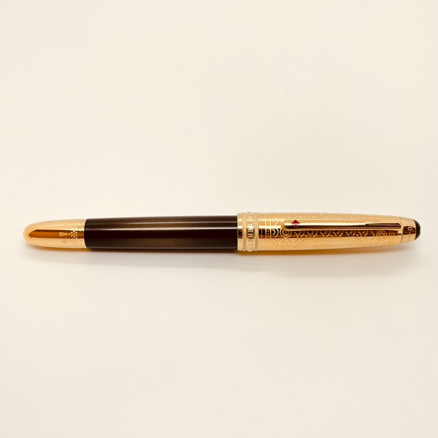 Montblanc meisterstuck hotsell gold fountain pen