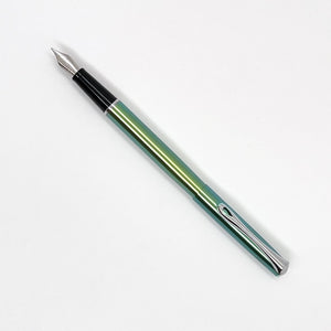 Diplomat Traveller Fountain Pen Funky Green