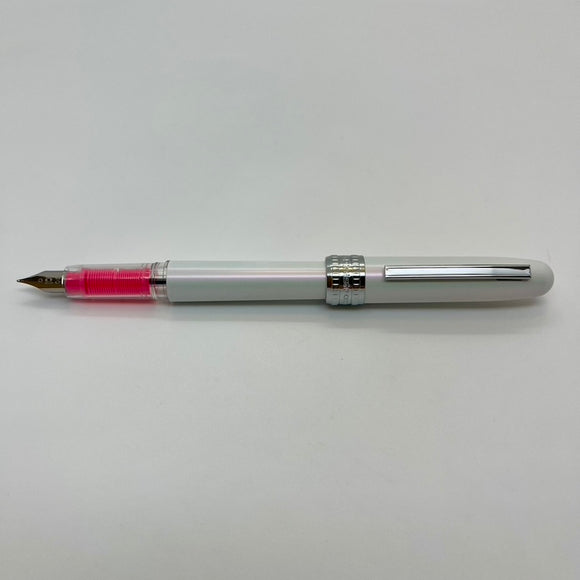 Platinum Plaisir Fountain Pen Color Of The Year 2022 Merry Pink