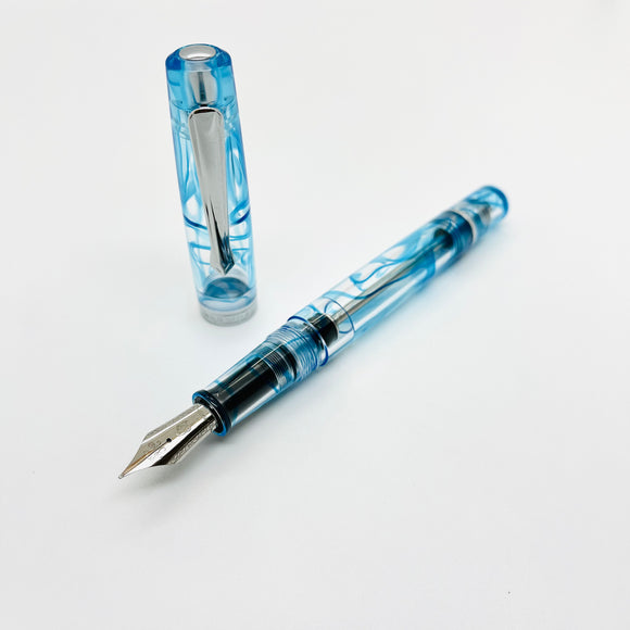 Nahvalur (Narwhal) Original Plus Fountain Pen Azureus Blue
