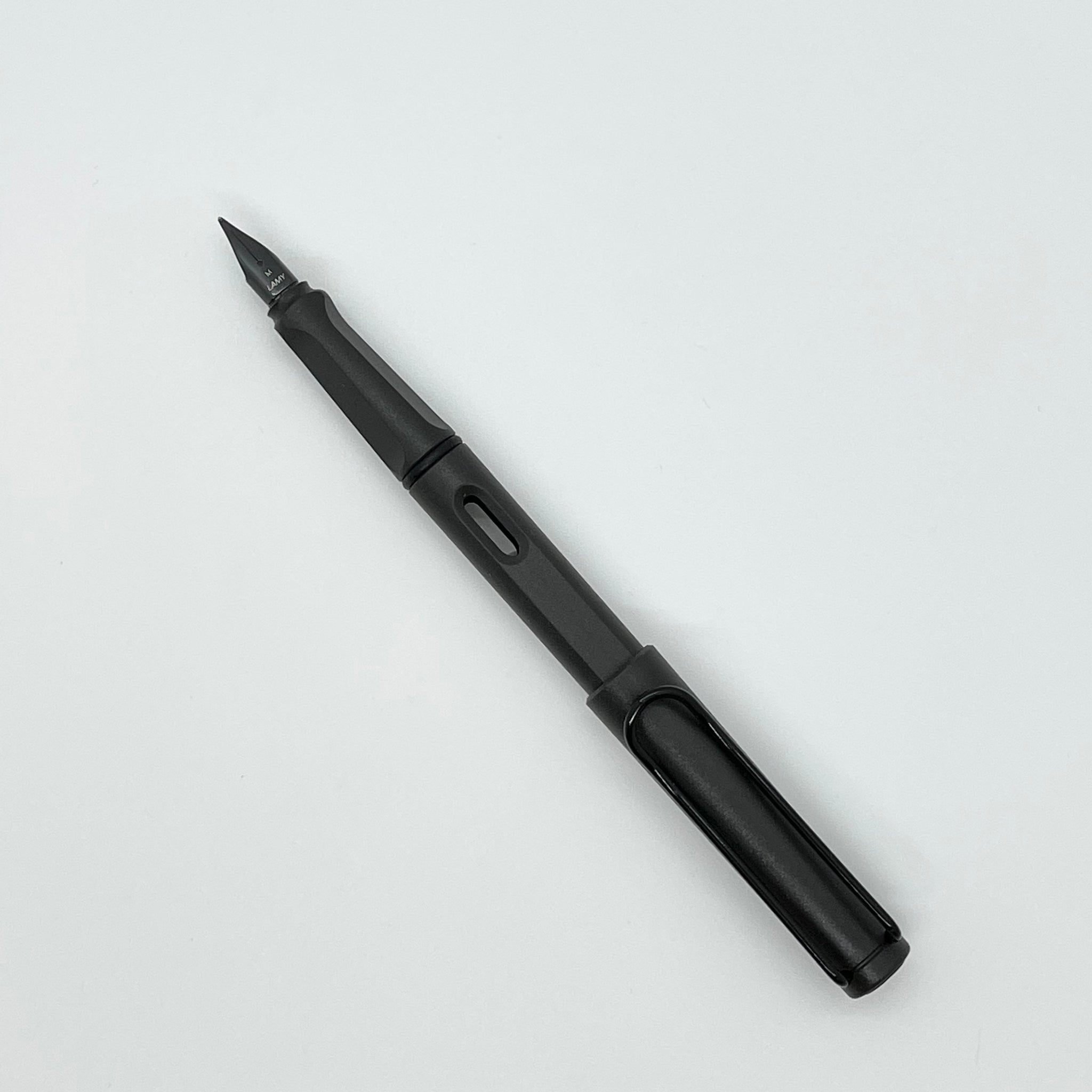 Lamy Safari Stylo-Plume Pointe Fine Umbra – Élégance Quotidienne Avec 10 Cartouches Noires Incluses
