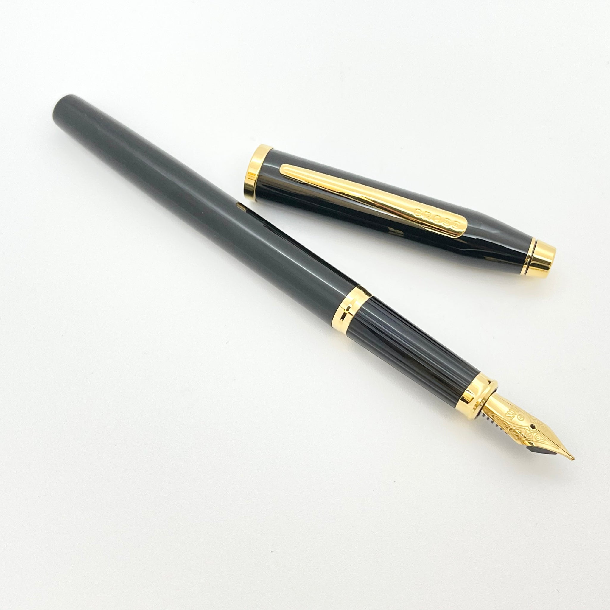 Cross Century II Fountain Pen Black Lacquer Gold Trim – Reid