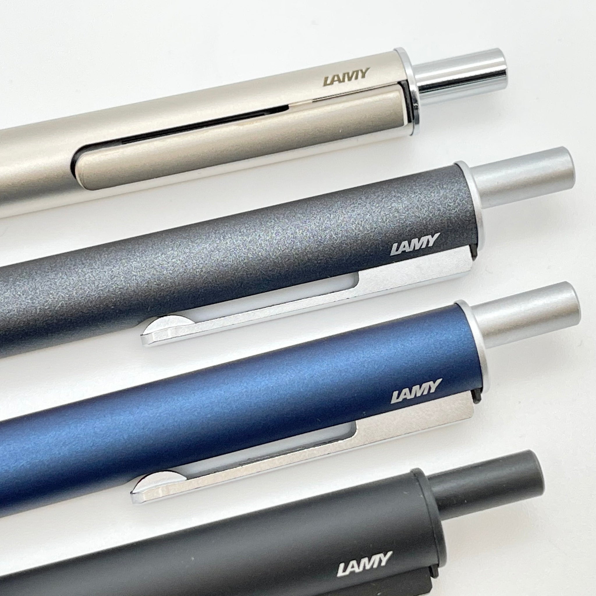 STYLO ROLLER PORSCHE DESIGN EN ACIER INOXYDABLE TRESSE & METAL BROSSE