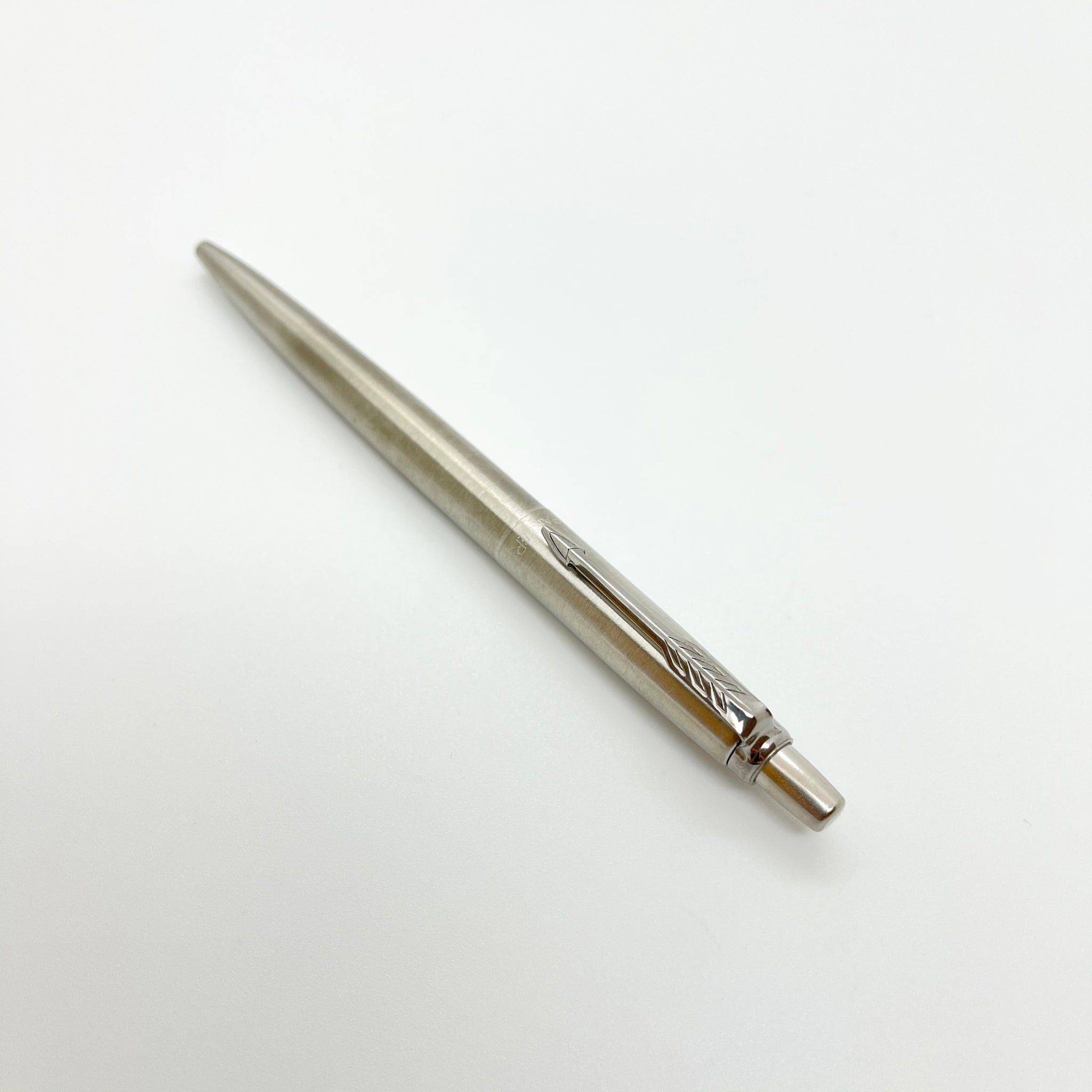 Parker Jotter Stainless Steel Chrome Colour Trim Ballpoint Pen 1953170
