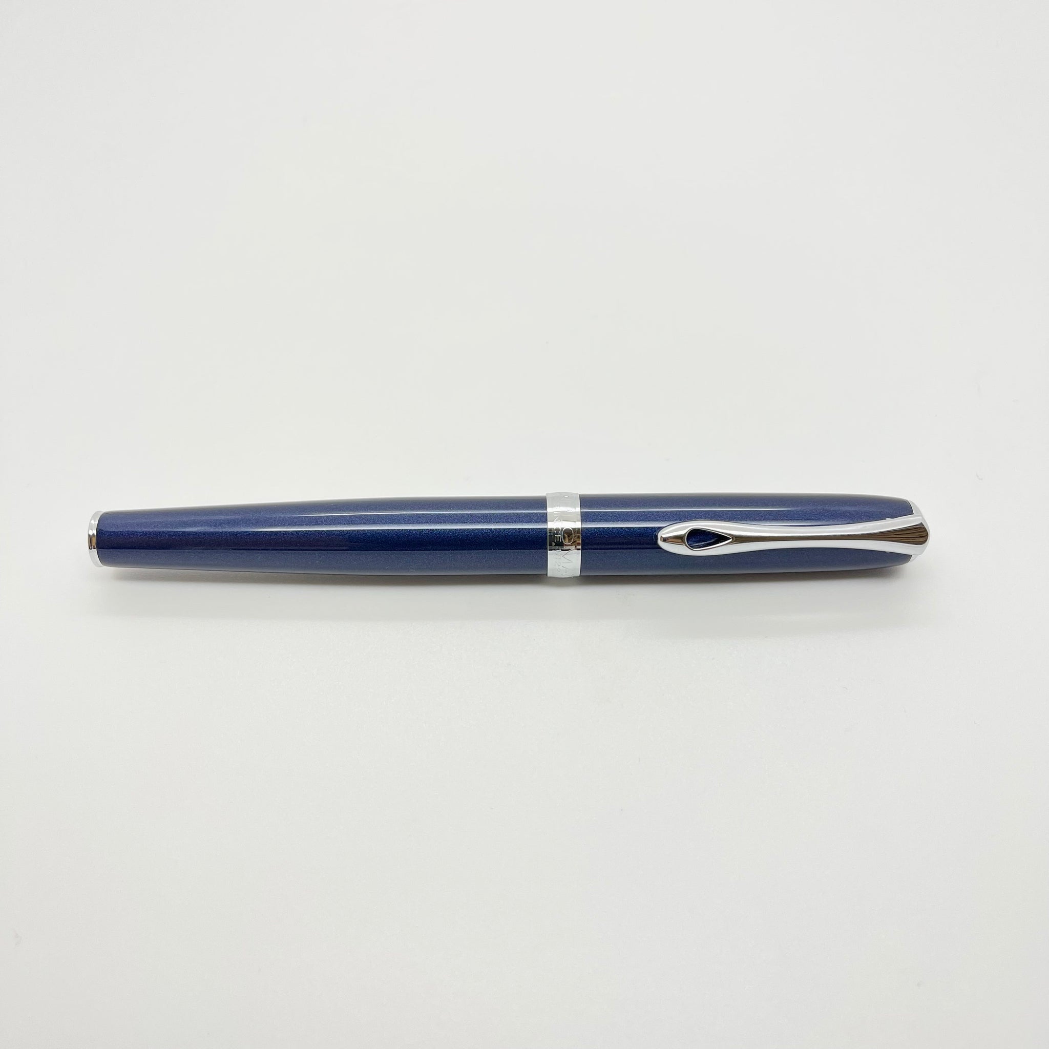 DIPLOMAT Excellence A2 Füllhalter – 14 Kt Goldfeder, Midnight Blue Chrom, Made In Germany, 5 Jahre Garantie