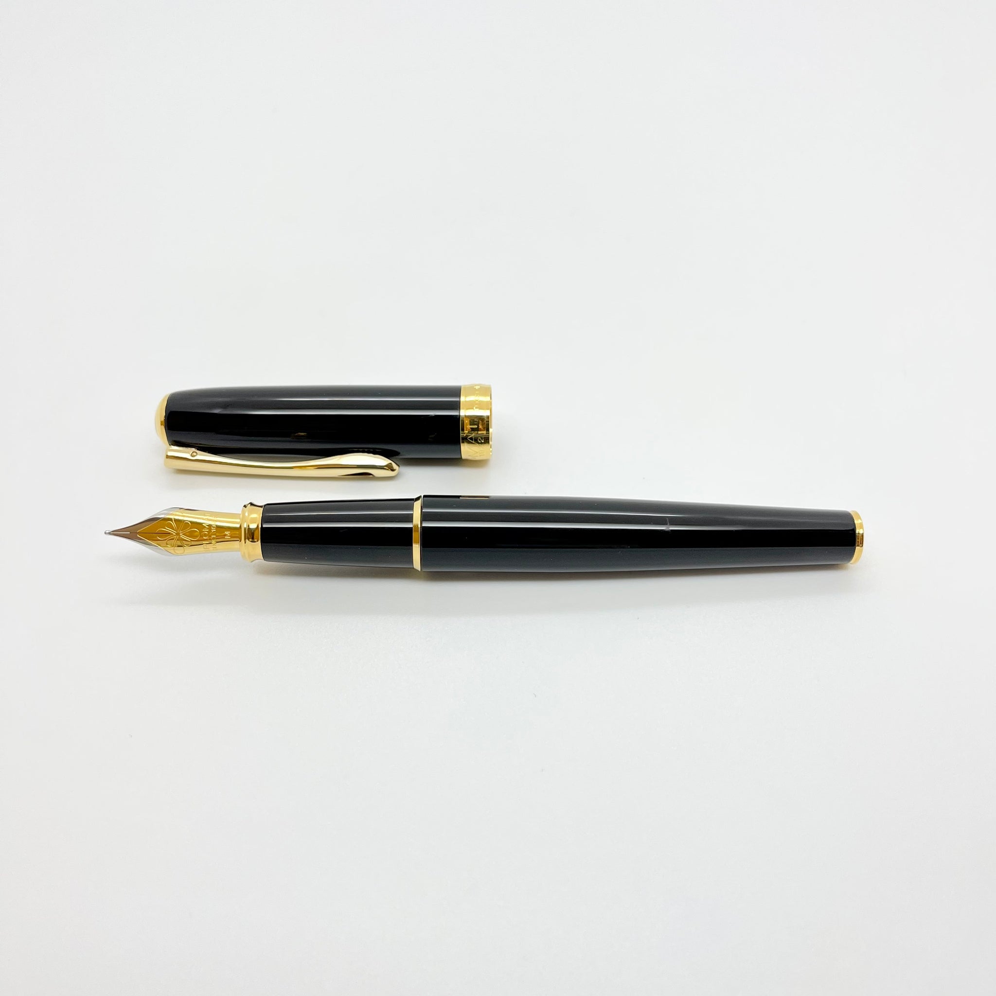 Diplomat Excellence A2 Fountain Pen Black Lacquer Gold Trim – Reid