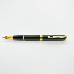 Diplomat Excellence A2 Fountain Pen Evergreen Gold Trim